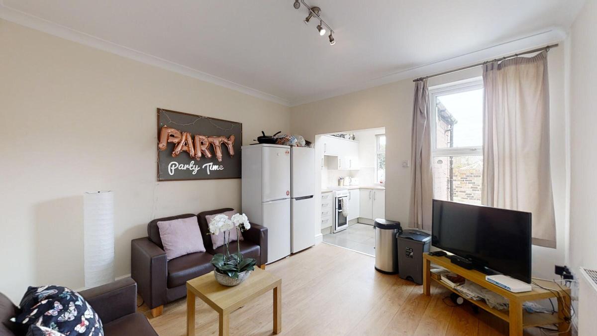 4 bedroom house for rent Bruce Road, Sheffield, S11 8QD UniHomes