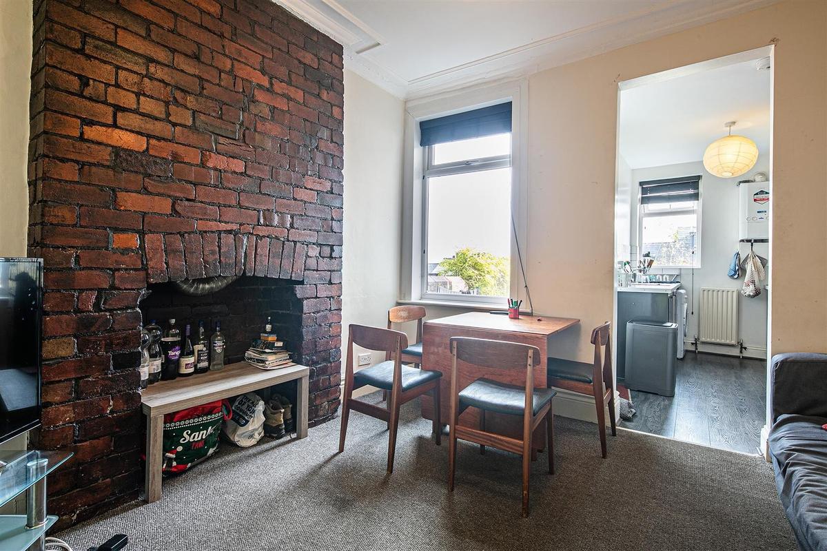 4 bedroom house for rent Hunter House Road, Sheffield, S11 8TX UniHomes