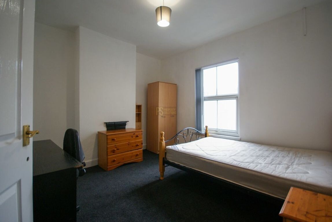 3 bedroom house for rent Tiverton Road, Birmingham, B29 6BY UniHomes