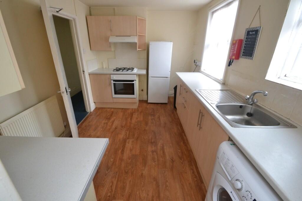 2 bedroom apartment for rent Henry Road, Flat 2, Nottingham, NG2 7ND