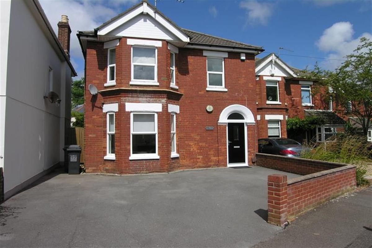 6 bedroom house on Orcheston Road, Charminster, Bournemouth