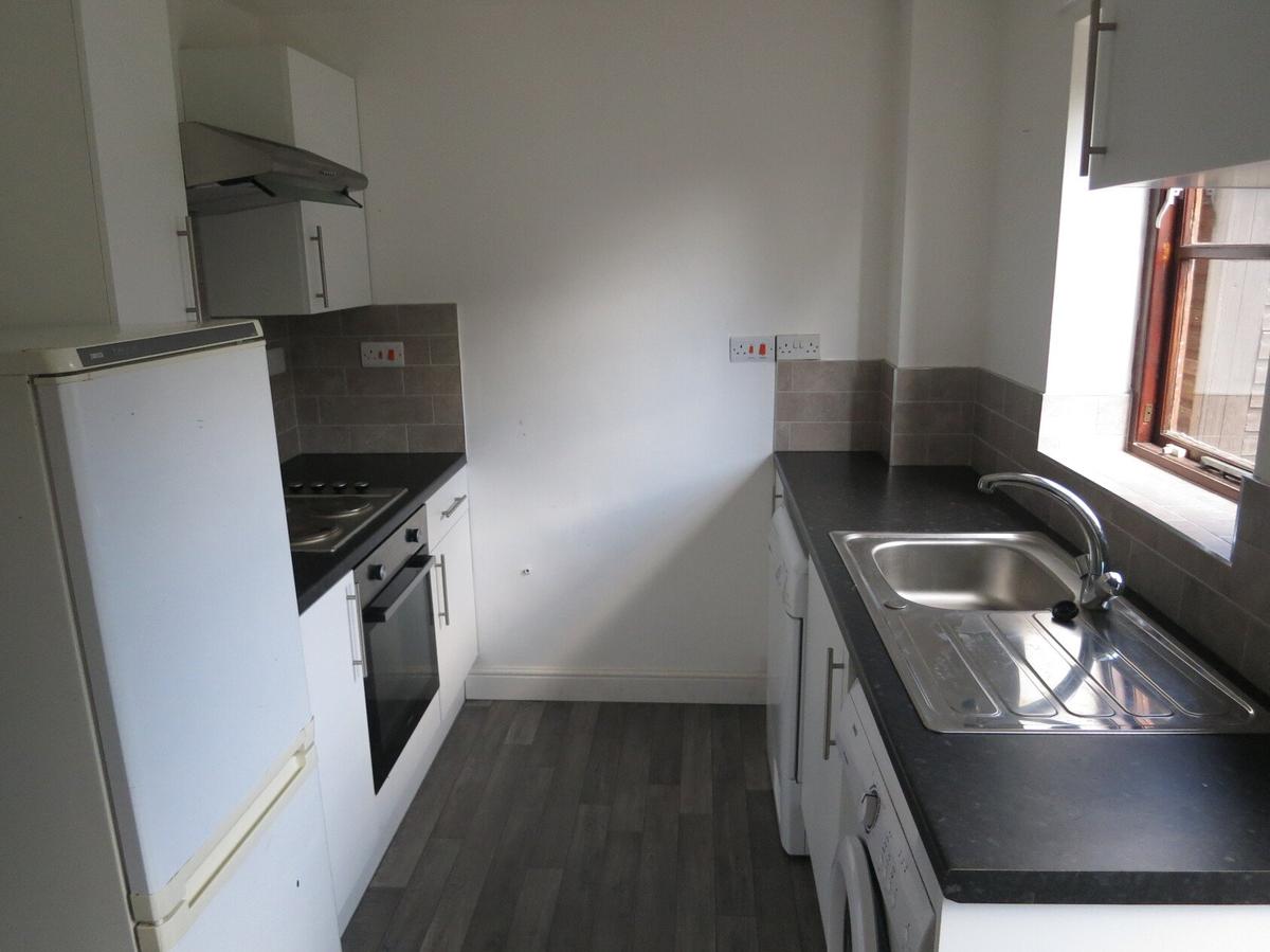 2 bedroom house for rent Avon Gardens, Nottingham, NG2 6BP UniHomes