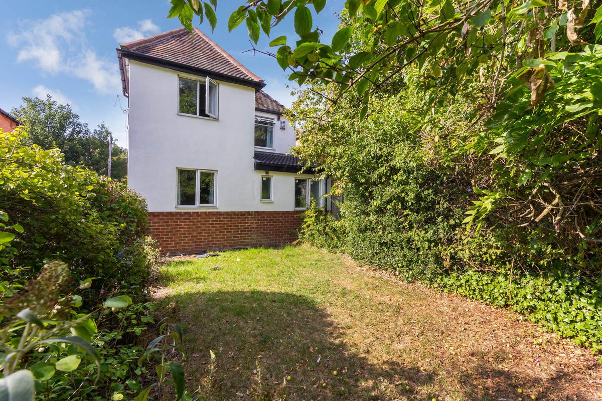 5 bedroom house for rent St. Annes Drive, Leeds, LS4 2RZ UniHomes