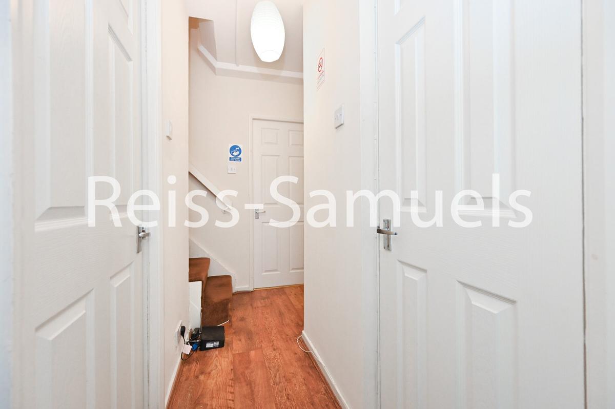 4 bedroom apartment for rent Bath Terrace London, SE1 6QE UniHomes