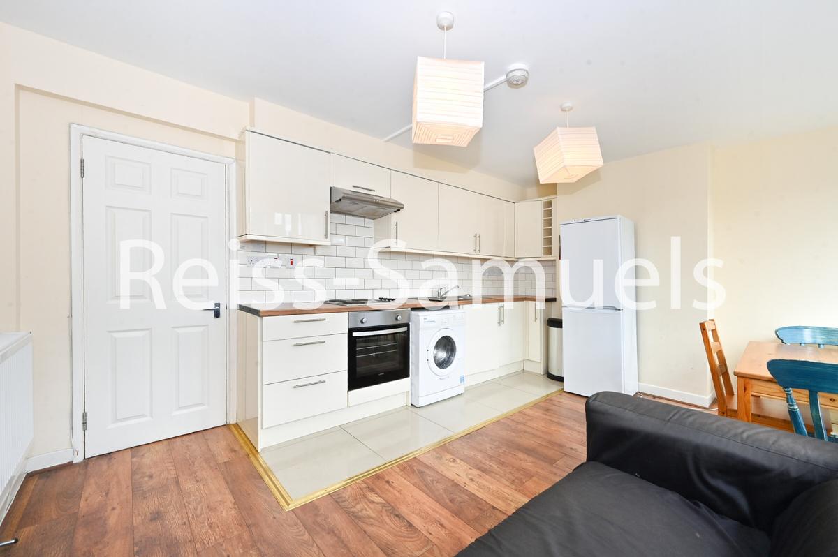 4 bedroom apartment for rent Bath Terrace London, SE1 6QE UniHomes