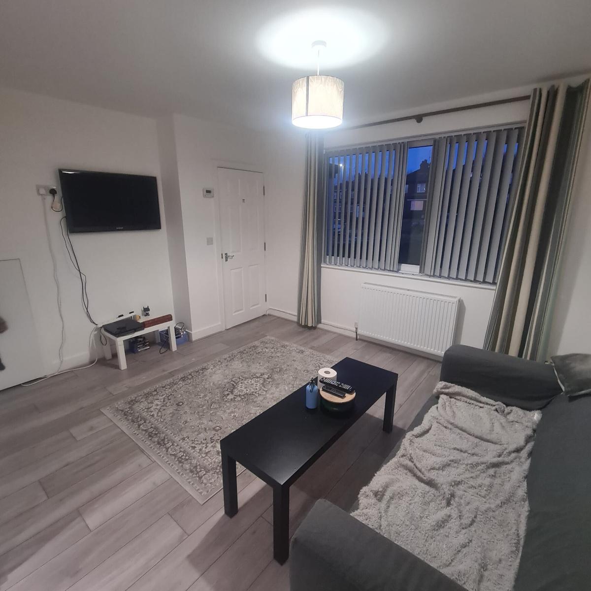 2 bedroom house for rent Wesley Street, Leeds, LS11 8RB UniHomes