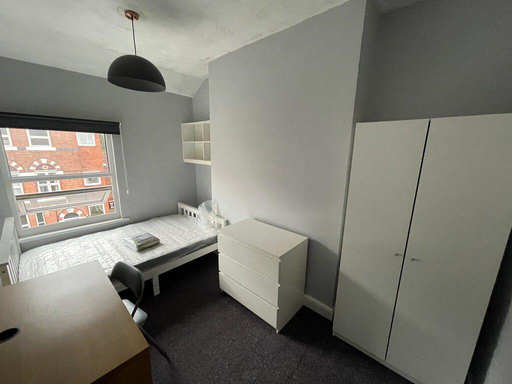 8 bedroom house for rent Arthur Street, Nottingham, NG7 4DW UniHomes