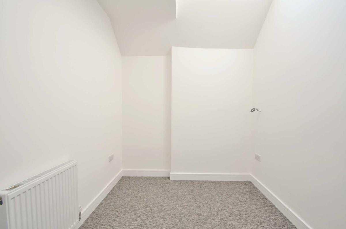 5 bedroom apartment for rent Henbury Road Westbury On Trym Bristol, BS9