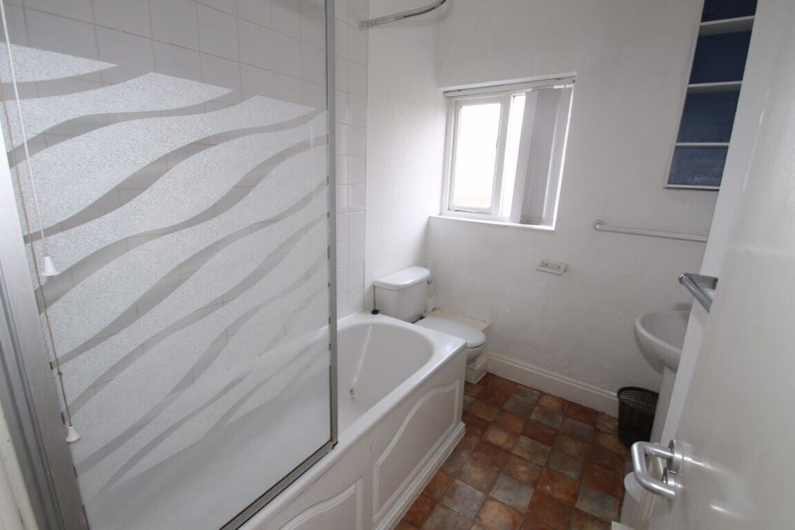 4 bedroom house for rent Braunstone Gate, Leicester, LE3 5LH UniHomes