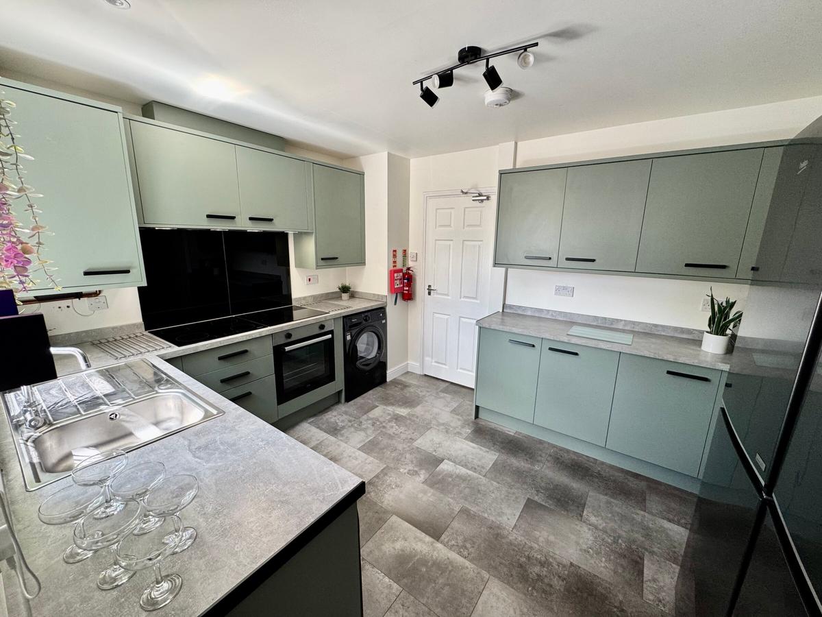 7 bedroom house on Robson Road, North & West Earlham, Norwich