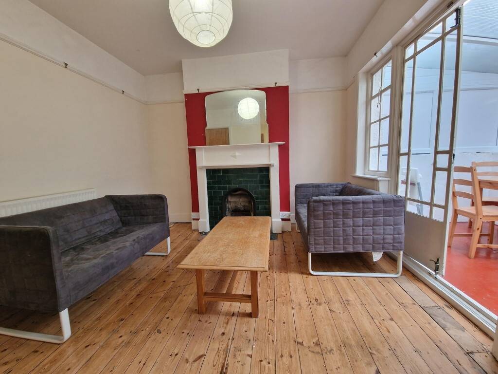 4 bedroom house for rent Canfield Road East Sussex, Brighton, BN2 4DN