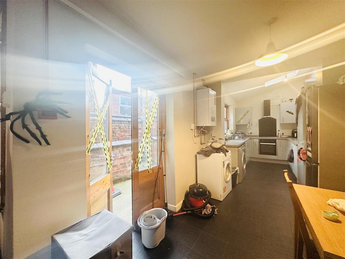 5 bedroom house for rent Balfour Road, Nottingham, NG7 1NY UniHomes