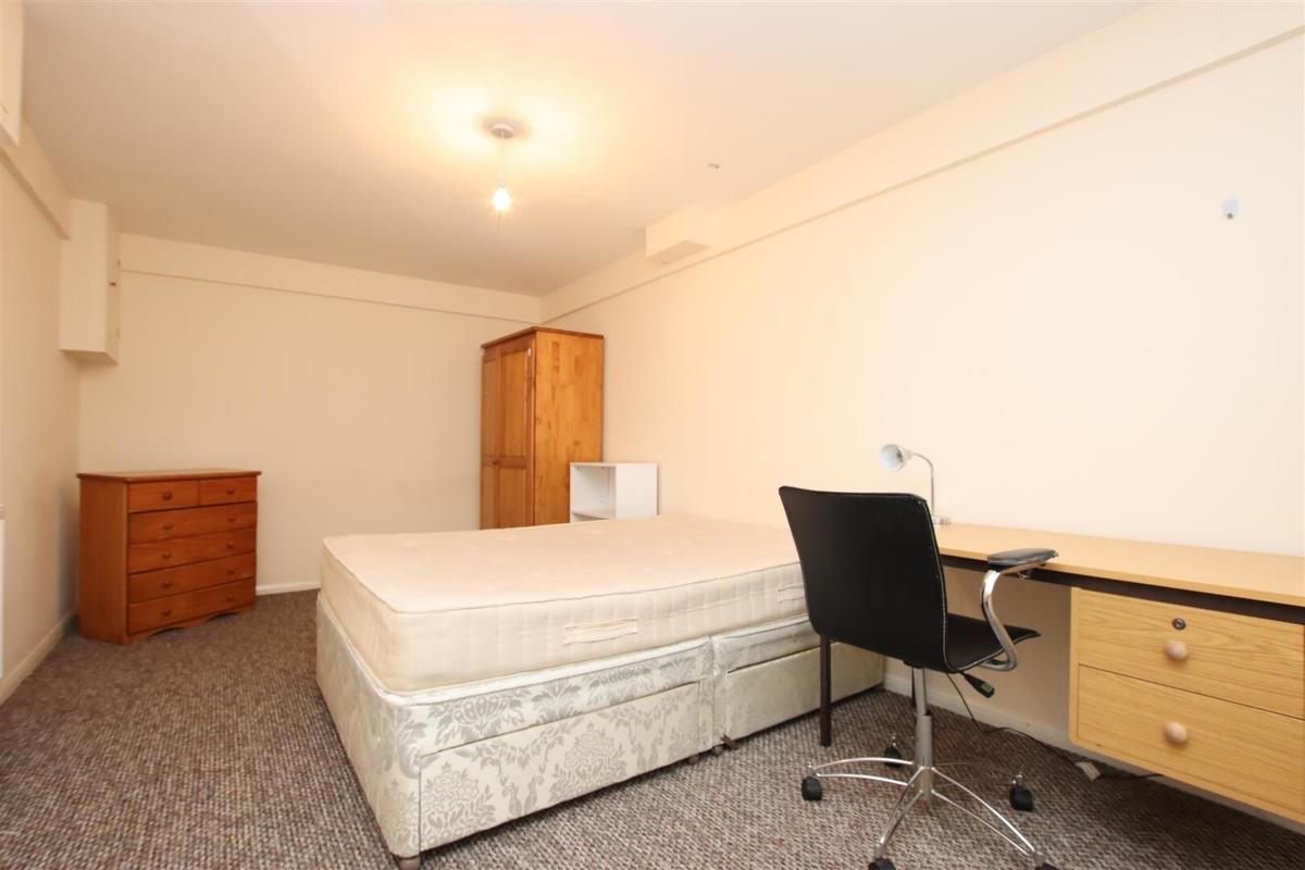 5 bedroom house for rent Alpine Gardens, Bath, BA1 5PD UniHomes