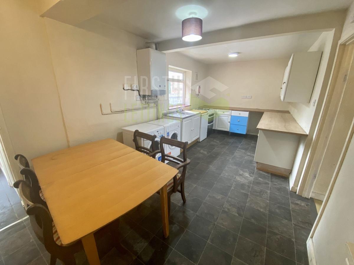 5 bedroom house for rent Gainsborough Road, Leicester, LE2 3DH UniHomes