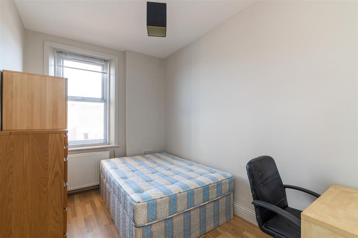 3 bedroom apartment for rent Warwick Street, Newcastle, NE6 5AR UniHomes