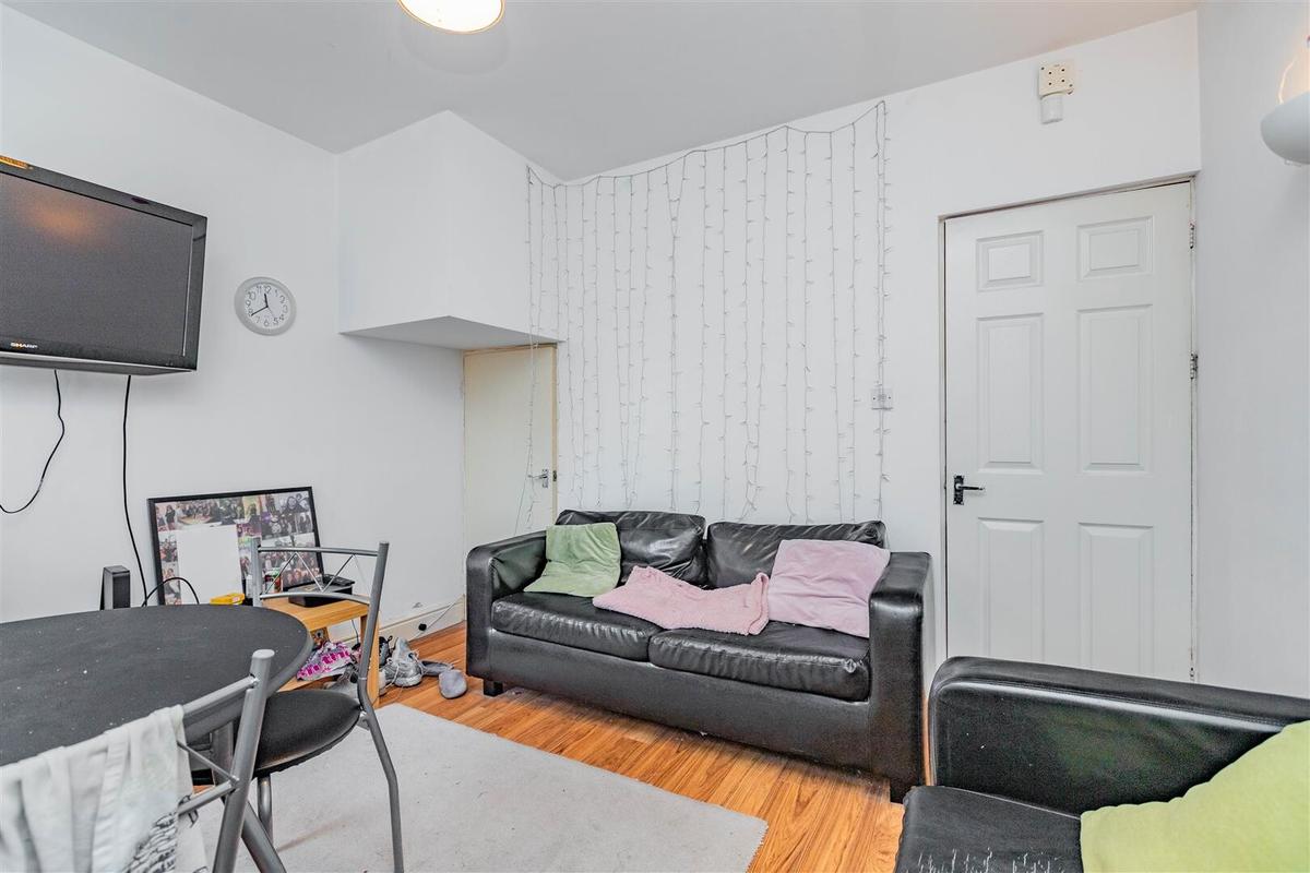 4 bedroom house for rent Dawlish Road, Birmingham, B29 7AF UniHomes