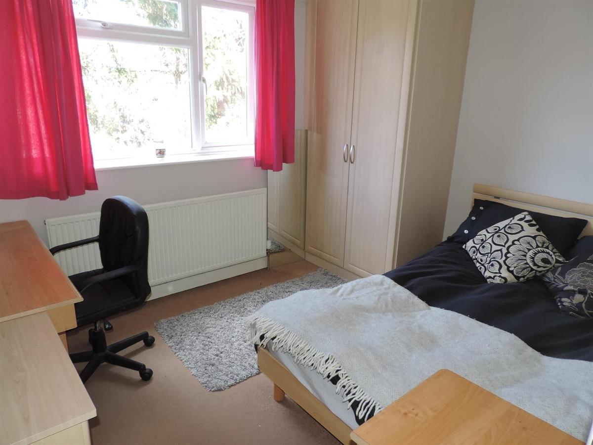 4 bedroom house for rent Ambleside Road, Bath, BA2 2LP UniHomes