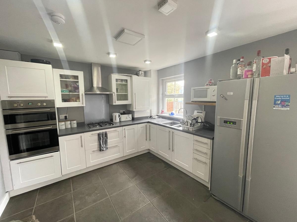 4 bedroom house for rent Eltham Rise, Leeds, LS6 2TZ UniHomes