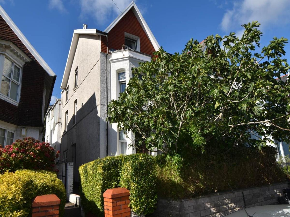 2 bedroom apartment for rent Eaton Crescent, Uplands, Swansea, SA1 4QP