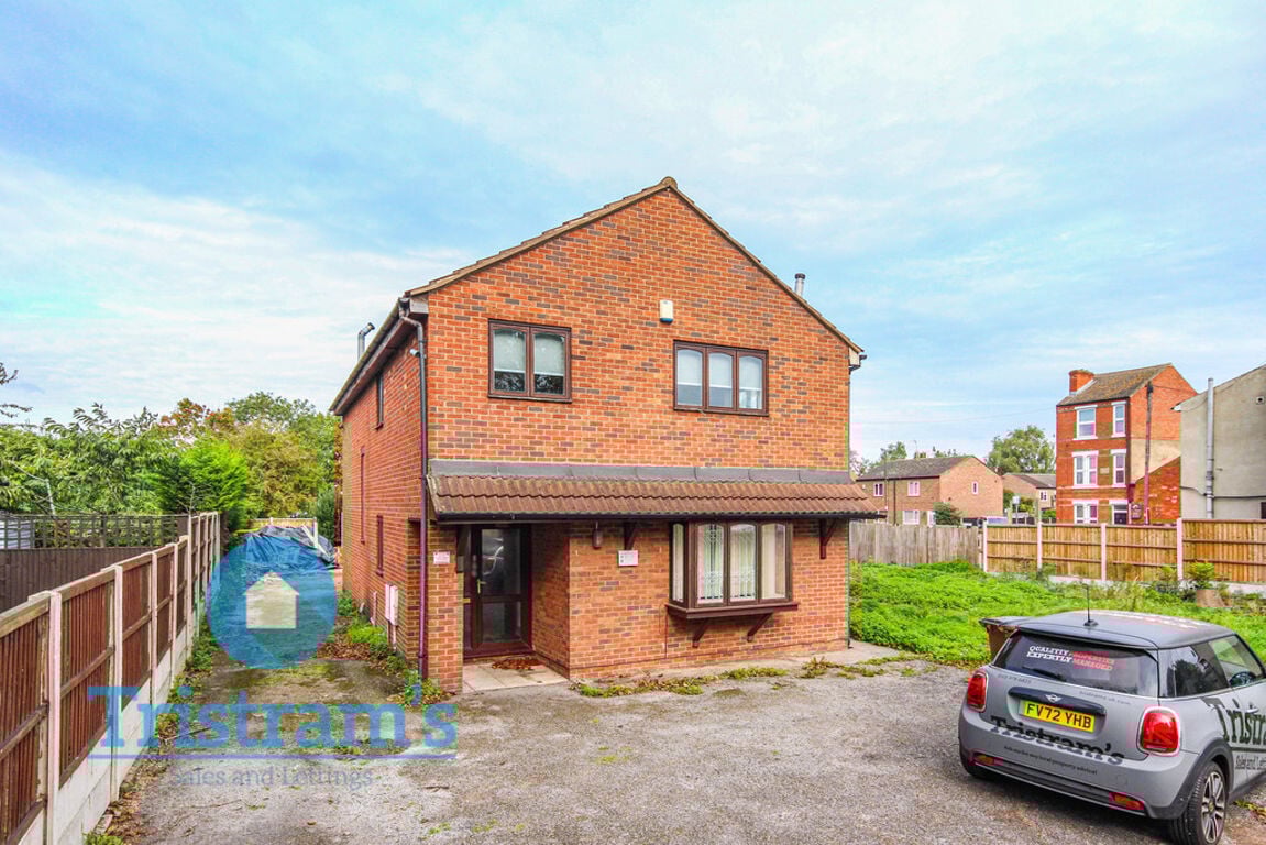 4 bedroom house for rent Wollaton Road, Nottingham, NG8 1FE UniHomes