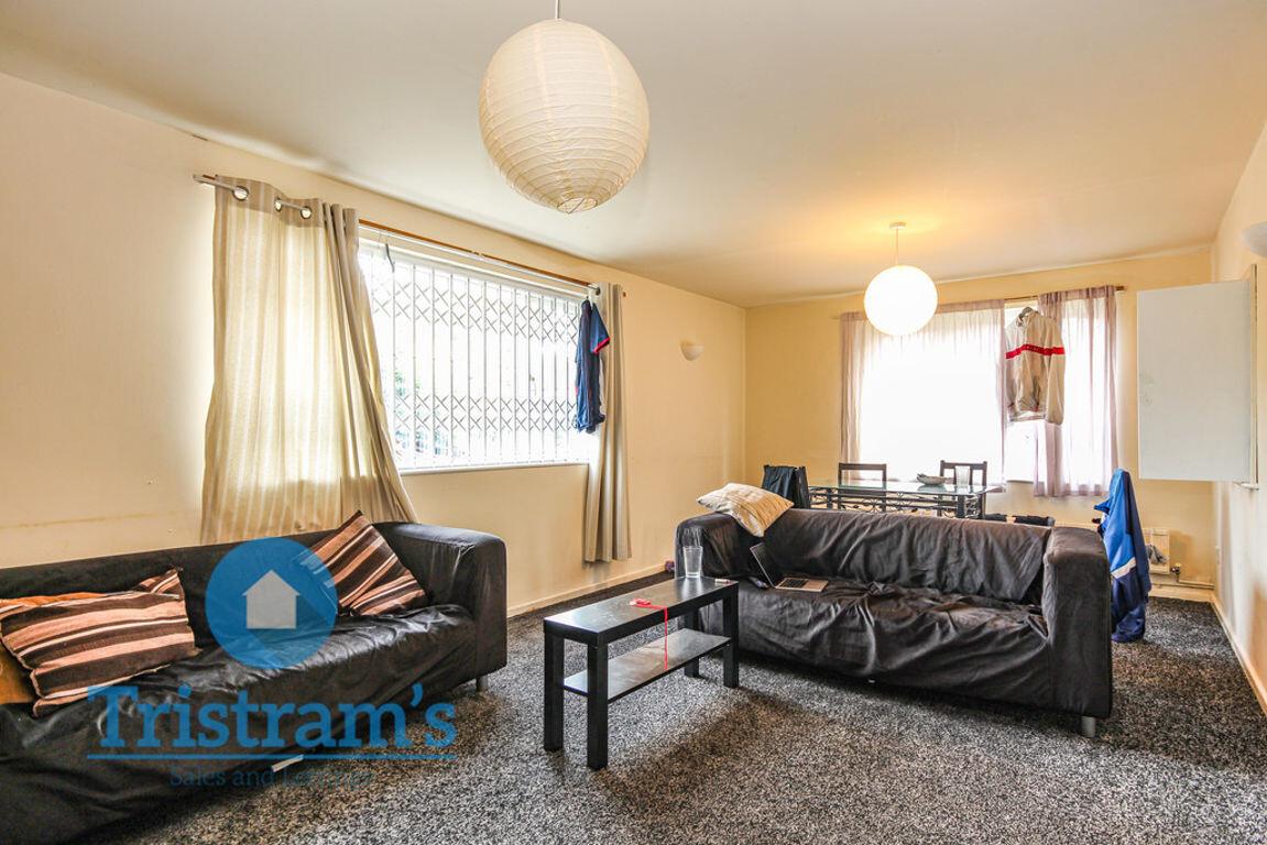 4 bedroom house for rent Wollaton Road, Nottingham, NG8 1FE UniHomes