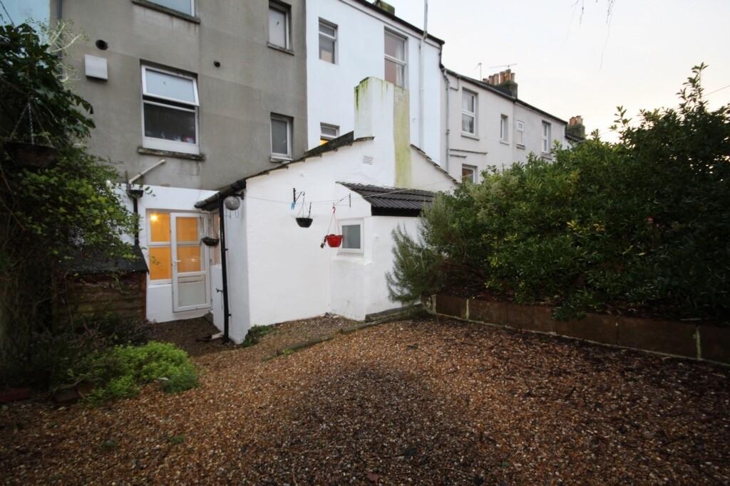 2 bedroom apartment for rent Newmarket Road, Brighton, BN2 3QG UniHomes