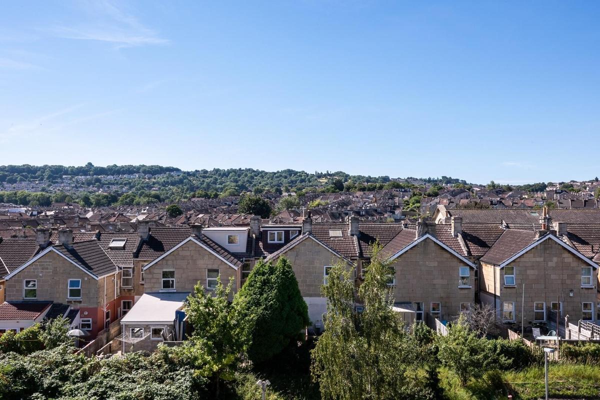 5 bedroom house for rent Stuart Place, Bath, BA2 3RQ UniHomes