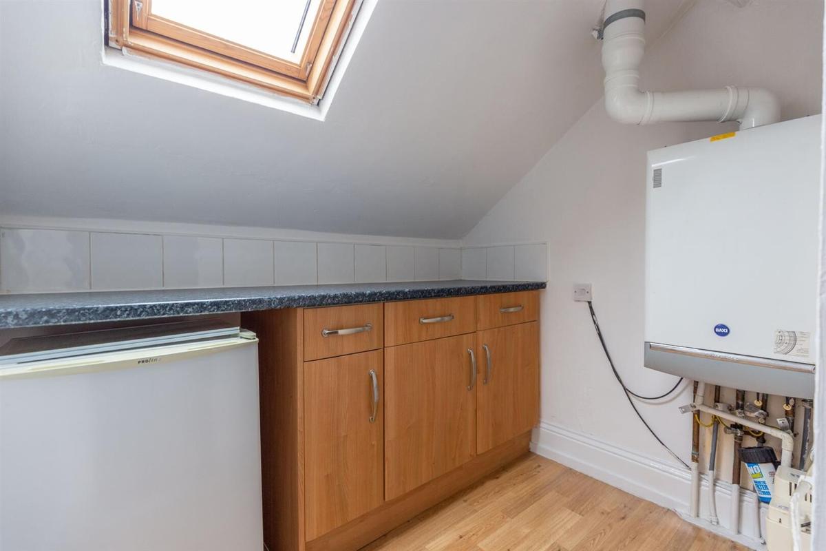 4 bedroom apartment for rent Tamworth Road, Newcastle, NE4 5AP UniHomes