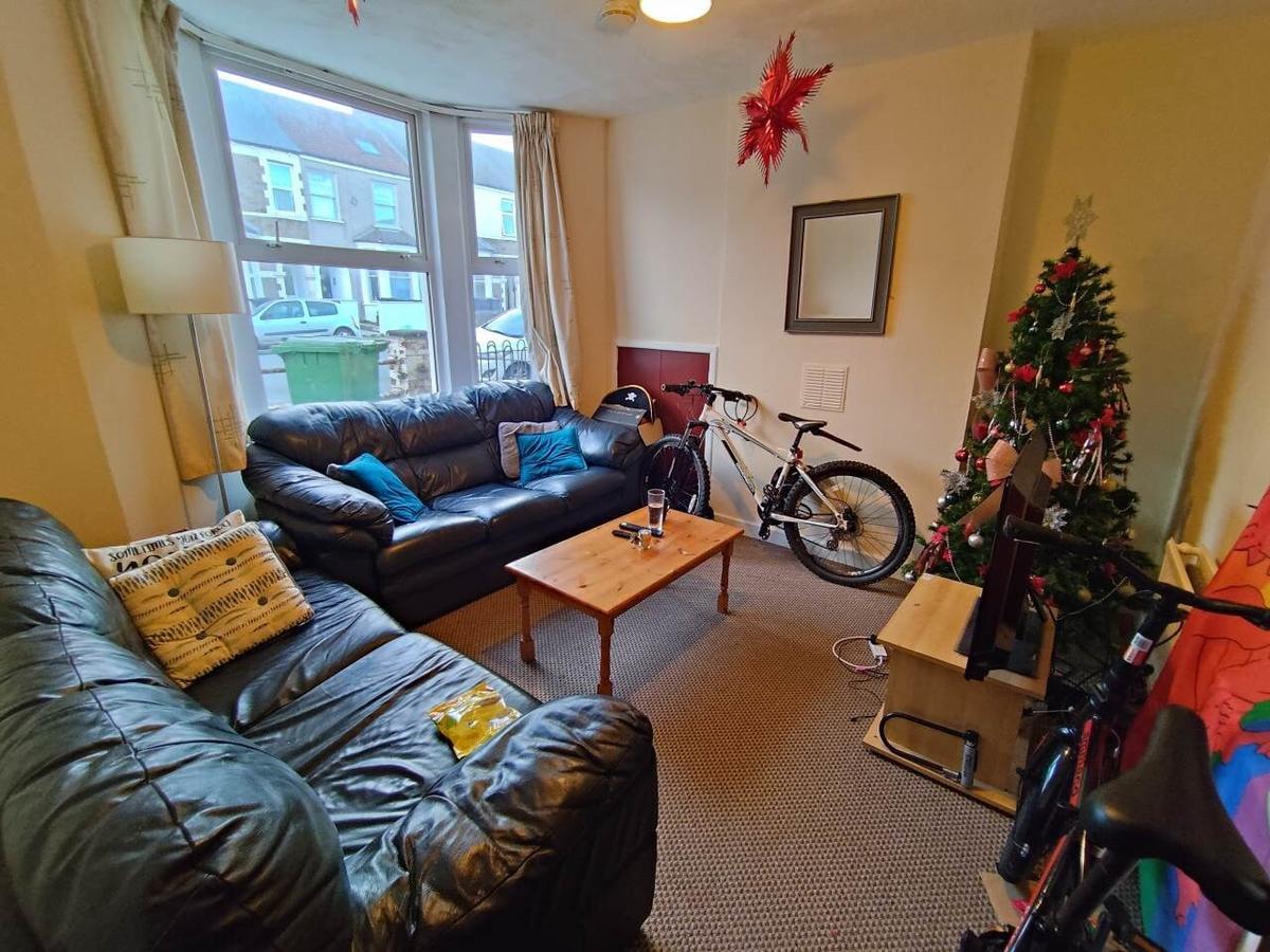 4 bedroom house for rent Llantrisant Street, Cardiff, CF24 4JD UniHomes