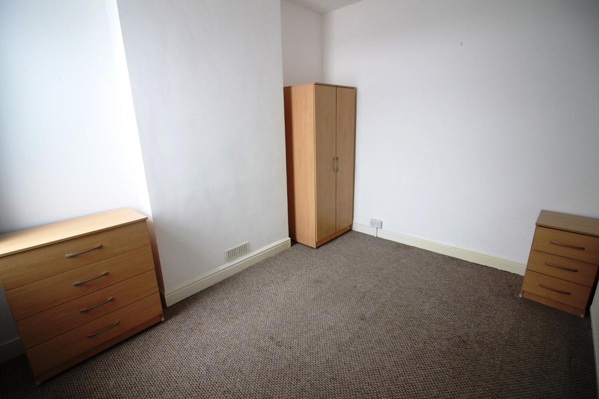 5 bedroom house for rent Pentyrch Street, Cardiff, CF24 4JX UniHomes