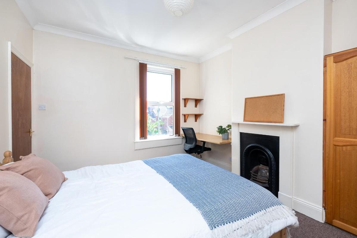 5 bedroom house for rent St. Kildas Road, Bath, BA2 3QL UniHomes