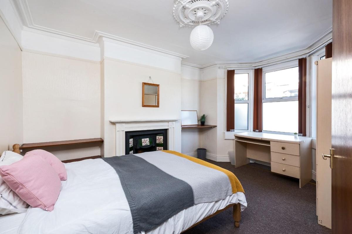 5 bedroom house for rent St. Kildas Road, Bath, BA2 3QL UniHomes