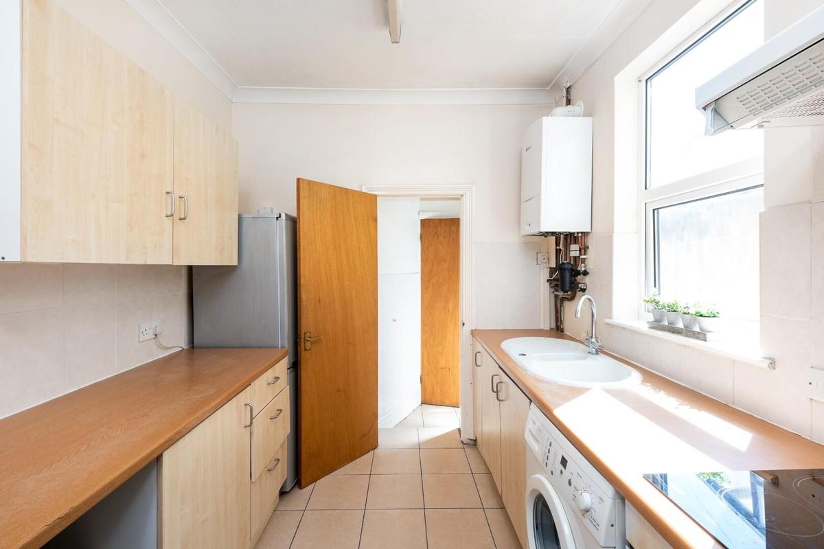 5 bedroom house for rent St. Kildas Road, Bath, BA2 3QL UniHomes