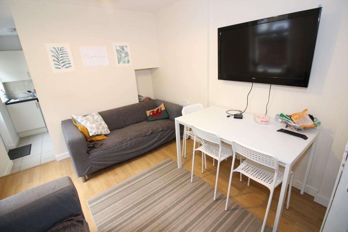 4 bedroom house on Keppoch Street, Roath, Cardiff