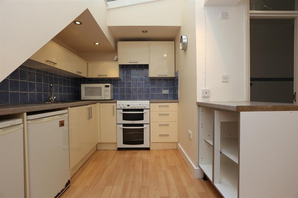 4 bedroom apartment for rent Eaton Place, Brighton, BN2 1EH UniHomes