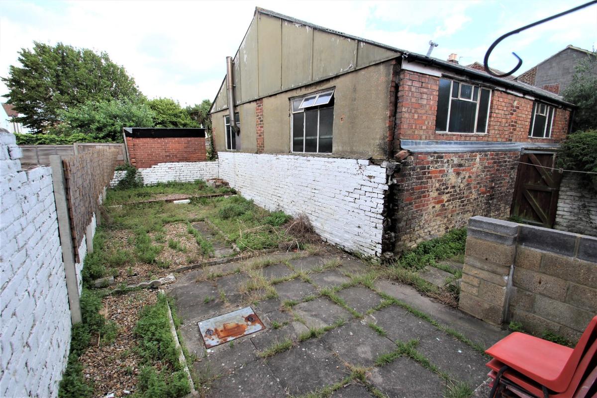 4 bedroom house for rent Fawcett Road, Portsmouth, PO4 0LE UniHomes