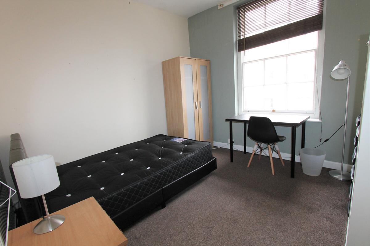 2 bedroom apartment for rent Bath Street, Leamington Spa, CV31 3AE