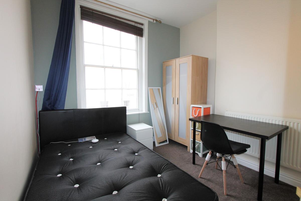 2 bedroom apartment for rent Bath Street, Leamington Spa, CV31 3AE