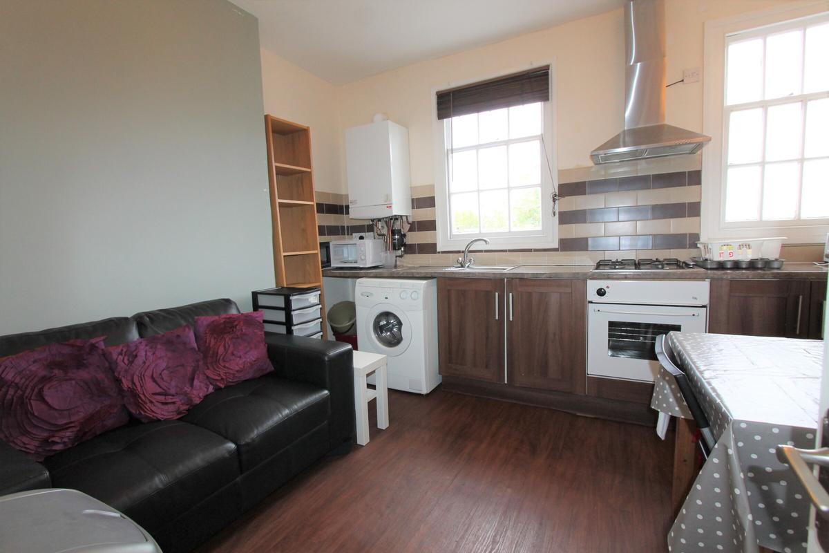 2 bedroom apartment for rent Bath Street, Leamington Spa, CV31 3AE