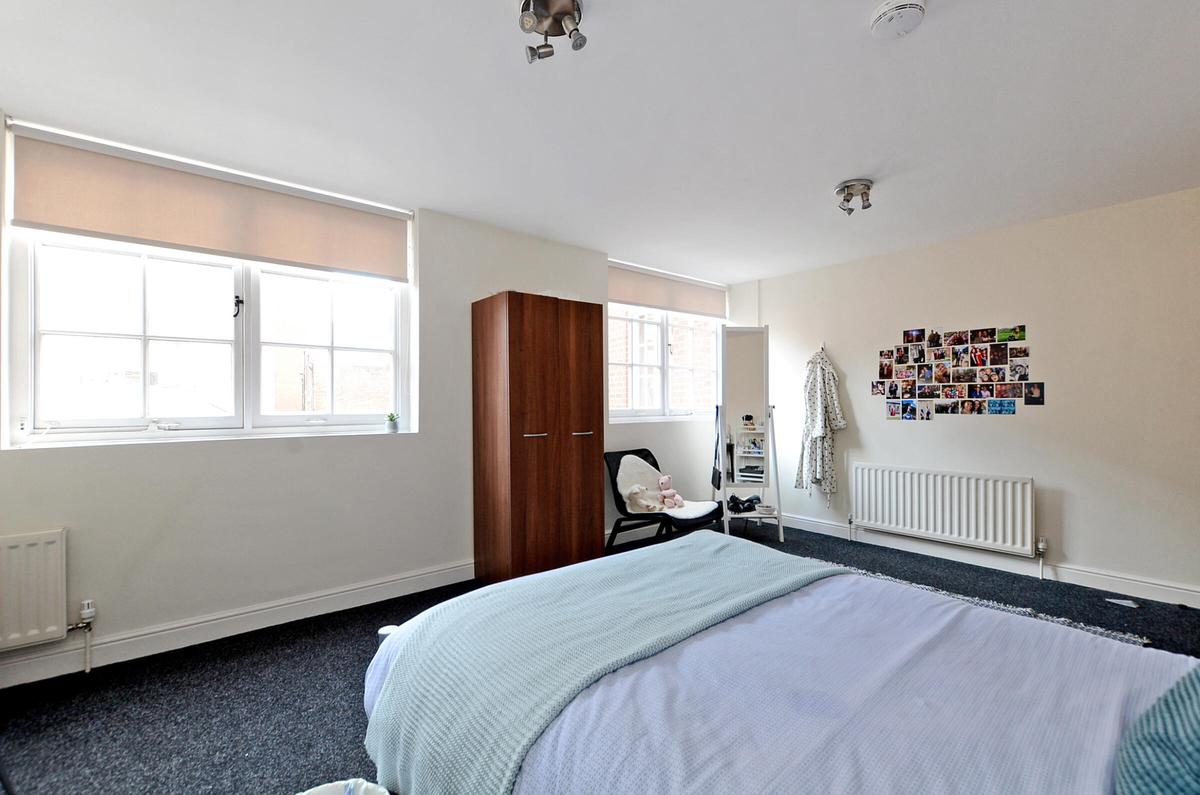 4 bedroom apartment for rent Bells Square, Sheffield, S1 2FY UniHomes