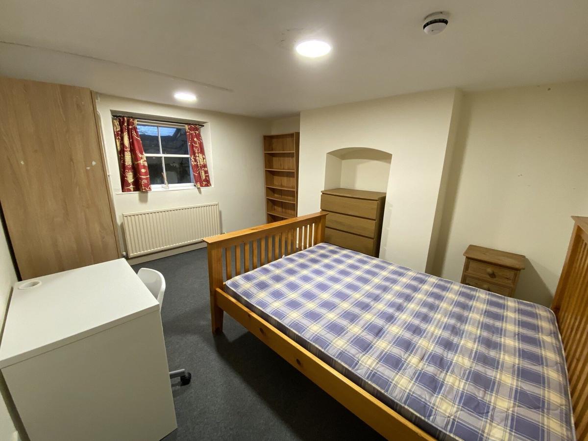 7 bedroom house for rent Grove Street, Bath, BA2 6PJ UniHomes