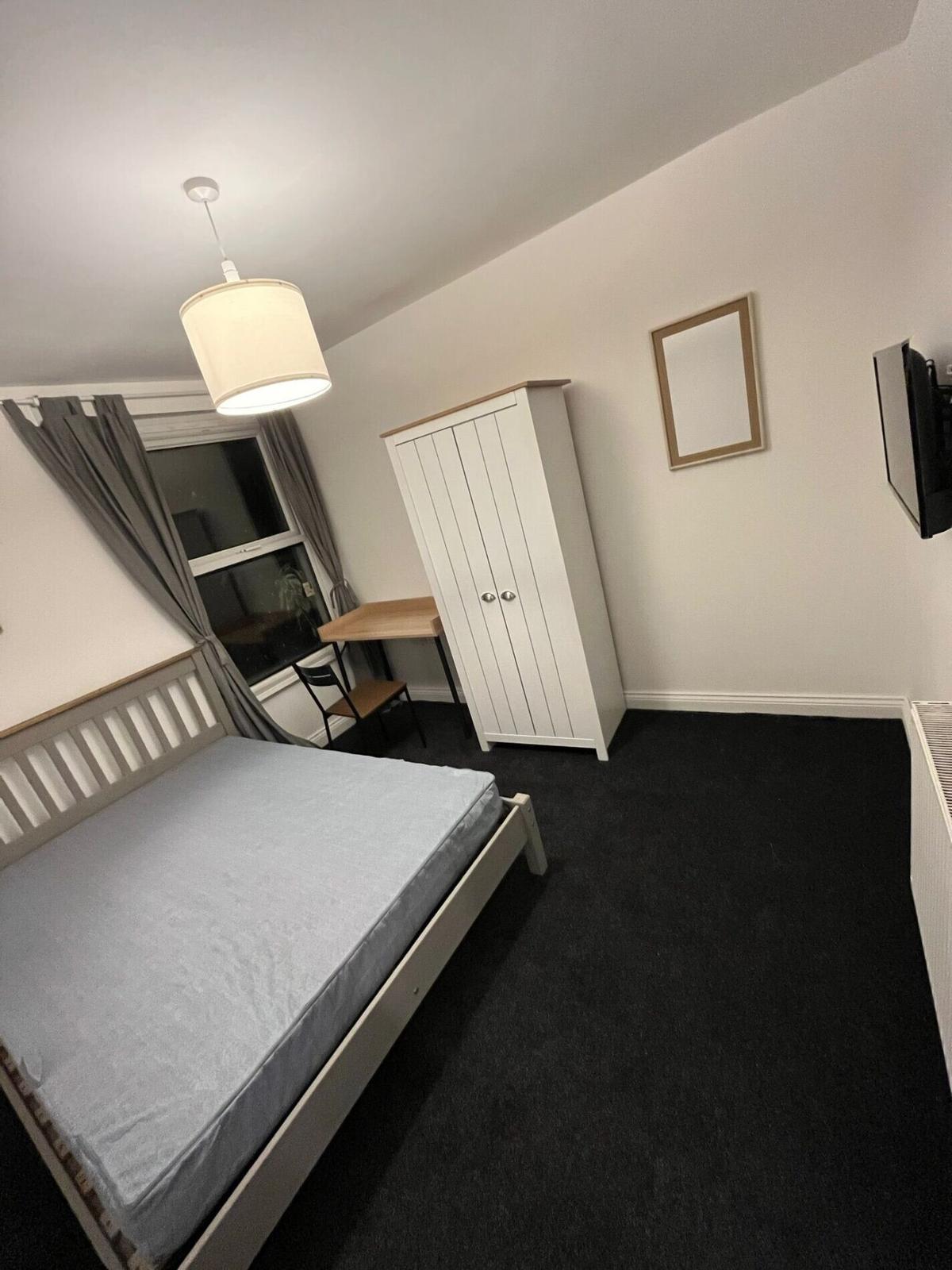 5 bedroom house for rent King Edward Road Brynmill, Swansea, SA1 4LU