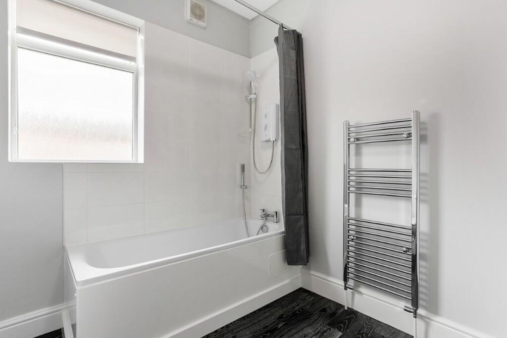 3 bedroom house for rent Irlam Avenue Eccles, Manchester, M30 0JR