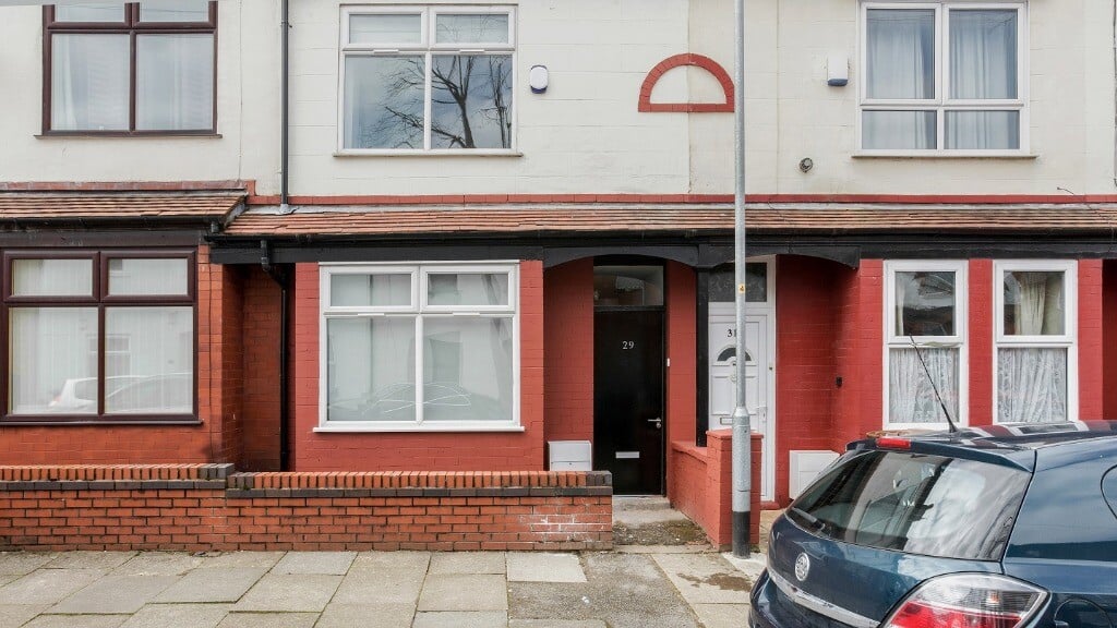 3 bedroom house for rent Irlam Avenue Eccles, Manchester, M30 0JR