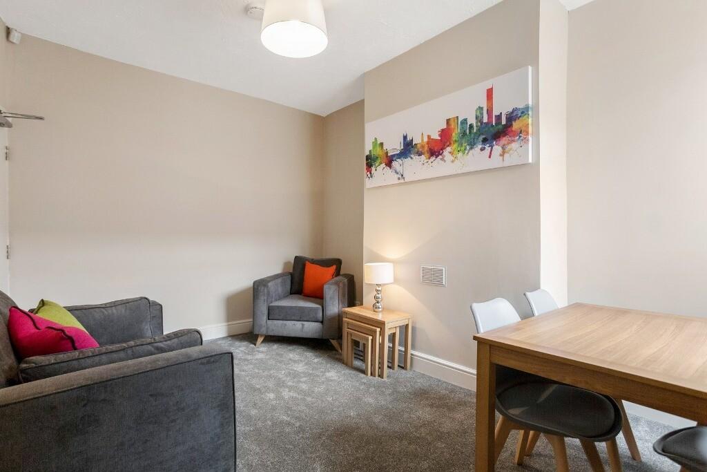 3 bedroom house for rent Irlam Avenue Eccles, Manchester, M30 0JR