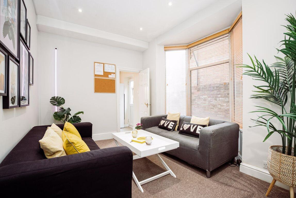 5 bedroom house for rent Talbot Road, Portsmouth, PO4 0HF UniHomes