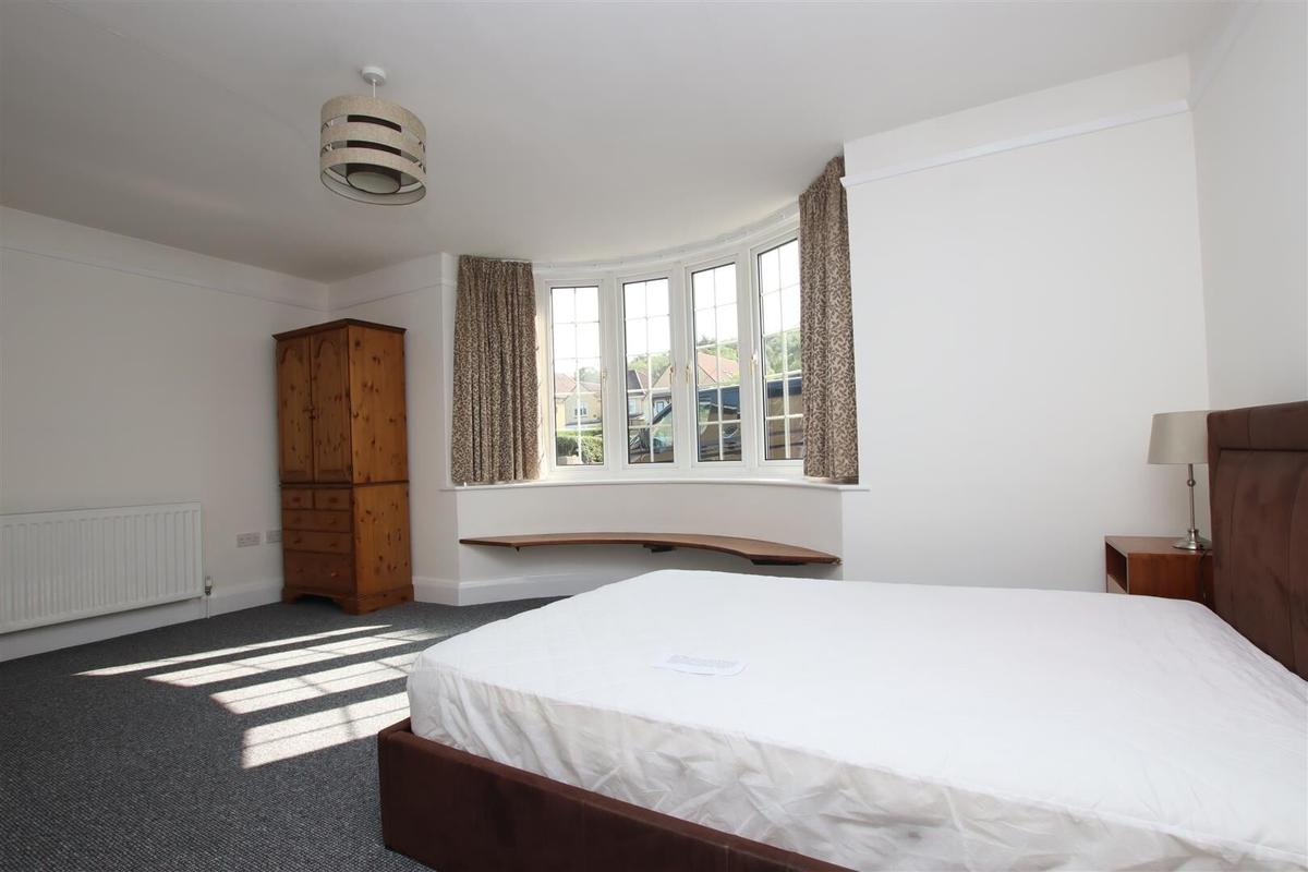 3 bedroom house for rent Warminster Road, Bath, BA2 6XG UniHomes