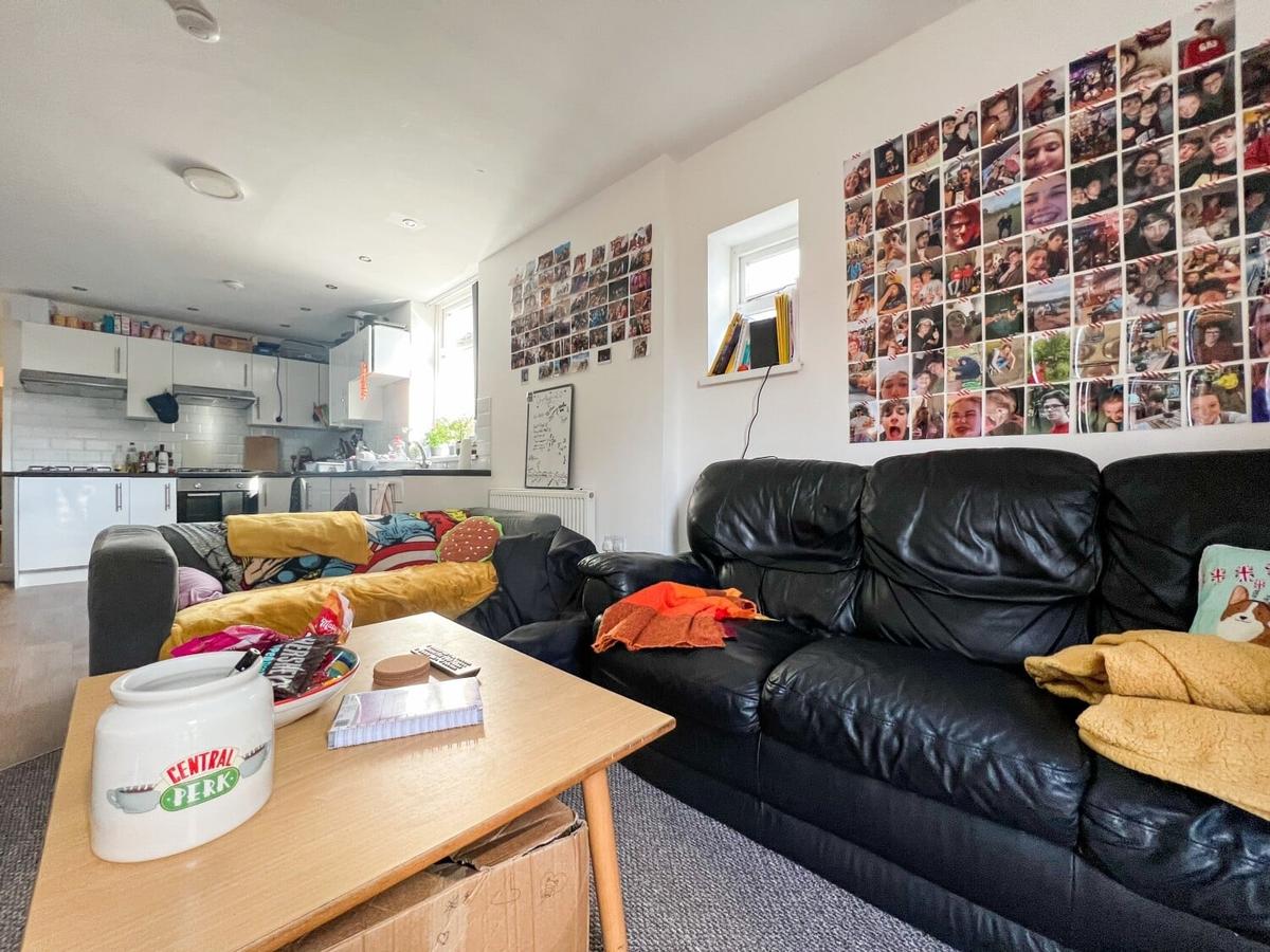 1 bedroom house for rent PenYWain Road Cardiff, CF24 4GG UniHomes