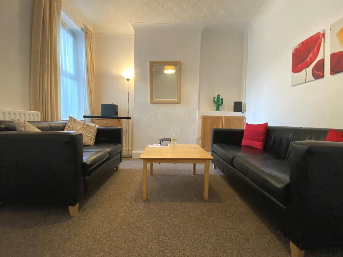 4 bedroom house on Treherbert Street, Cathays, Cardiff
