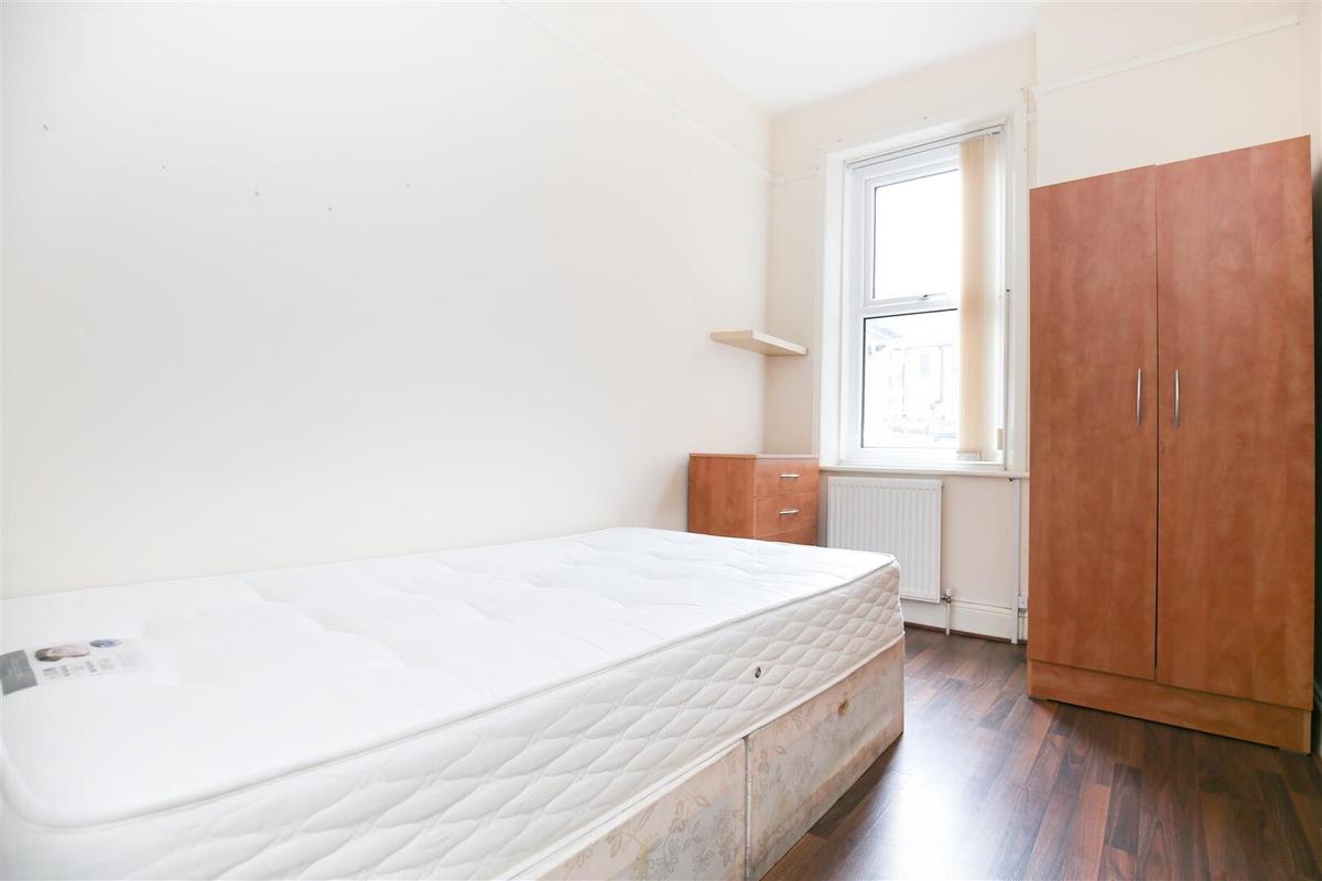 4 bedroom house for rent Rothbury Terrace, Newcastle, NE6 5DE UniHomes